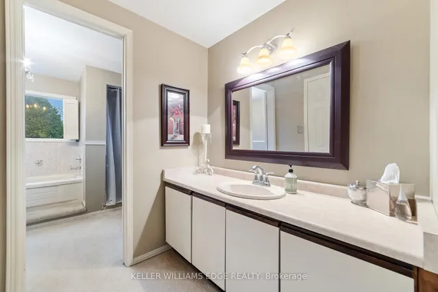 Additional image 26 of 2095 Fallingbrook Crt