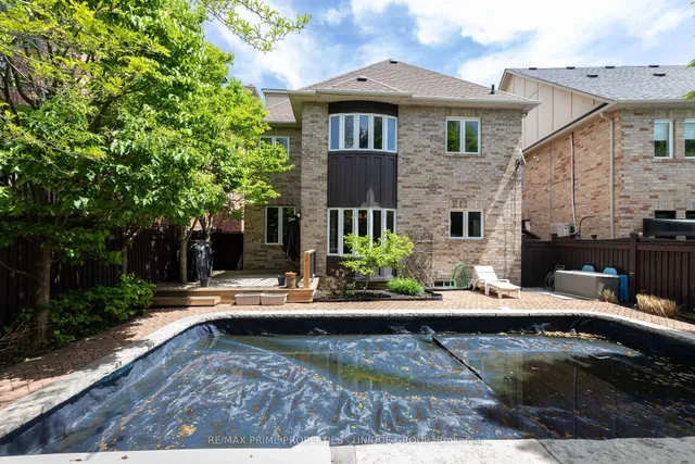 Additional image 31 of 14 Hampton Park Cres