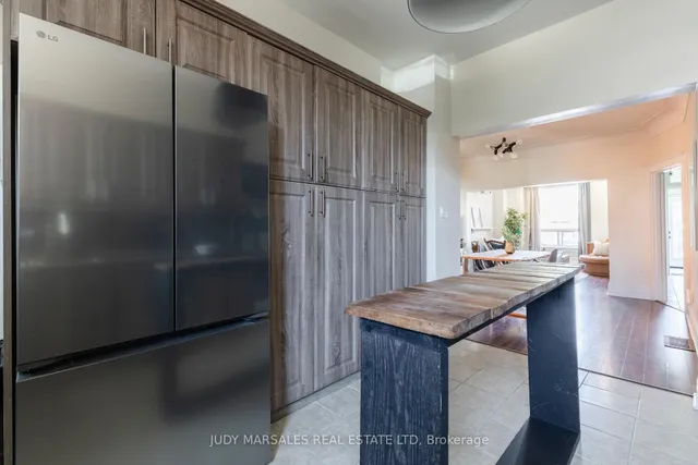 Additional image 18 of 83 Oak Ave