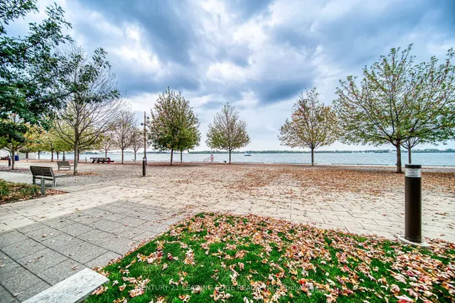 Additional image 18 of 39 Queens Quay Unit 828