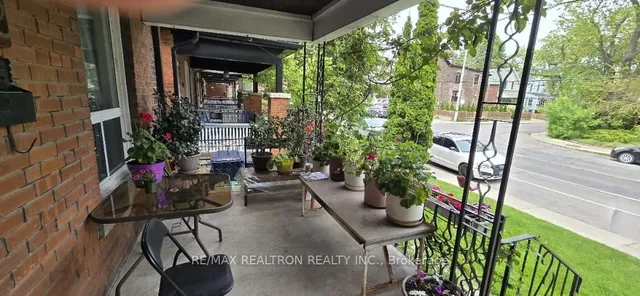 Additional image 5 of 582 Runnymede Rd