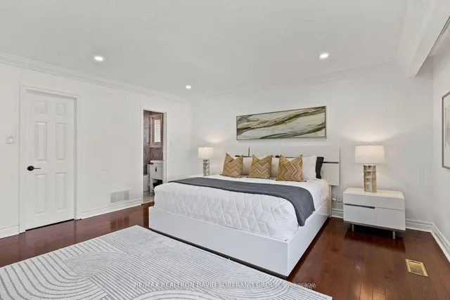 Additional image 18 of 459 The Kingsway