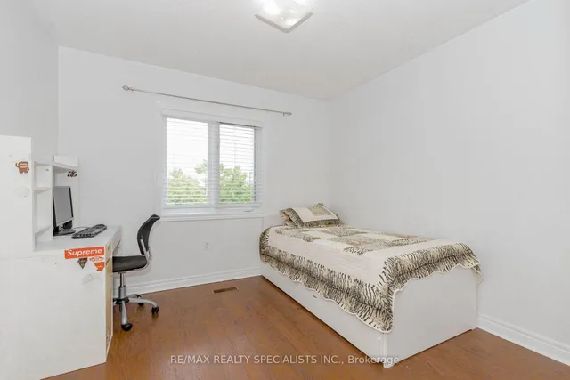 Additional image 33 of 47 Brickyard Way