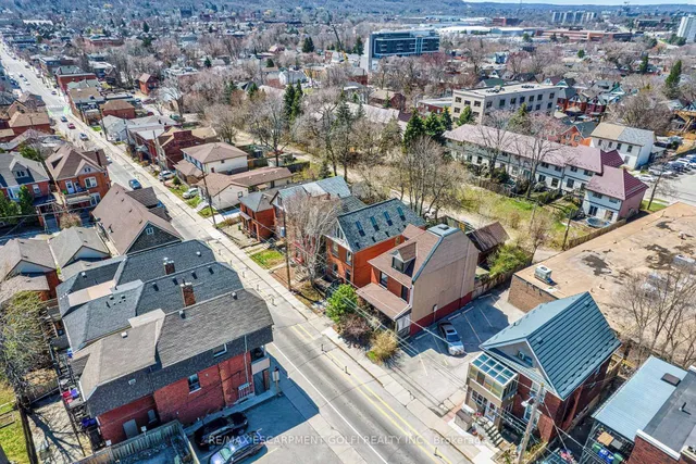 Additional image 38 of 20 Locke St