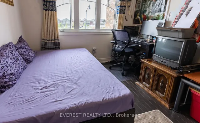 Additional image 21 of 17 Elysian Field Circ