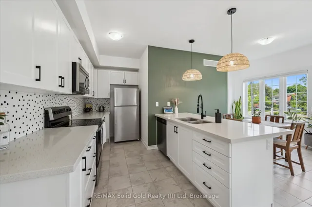 Additional image 15 of 371A WESTWOOD Dr