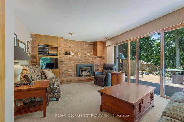 Additional image 16 of 13 LESLIE Dr