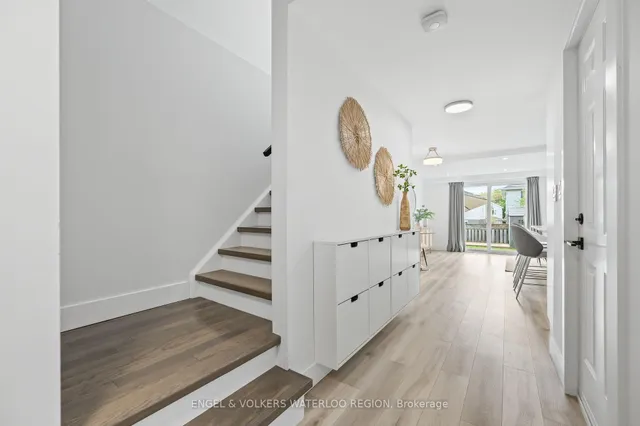 Additional image 21 of 46 Hackberry St