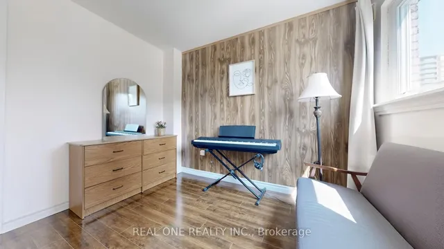 Additional image 30 of 54 Bonis Ave