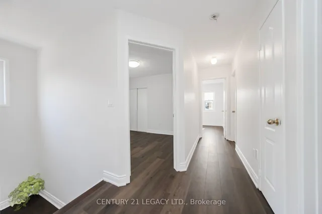 Additional image 25 of 28 Sunnybrook Cres