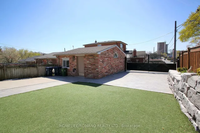 Additional image 24 of 566 Mcroberts Ave