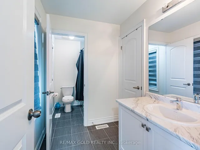 Additional image 33 of 4 Wainwright Dr