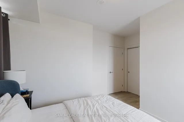 Additional image 12 of 212 King William St Unit 1305
