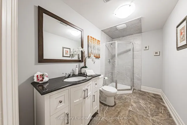 Additional image 36 of 221 Glover Rd