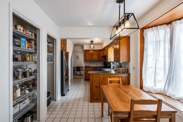 Additional image 22 of 2806 Upper James St