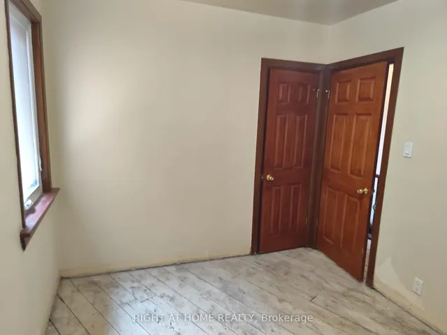 Additional image 8 of 104 Earlscourt Ave