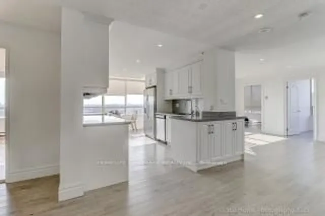 Additional image 2 of 175 Bamburgh Circ Unit Ph15