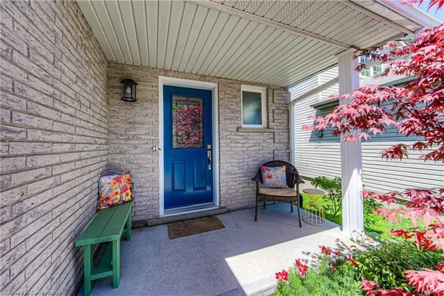 Additional image 4 of 389 Westmeadow Dr