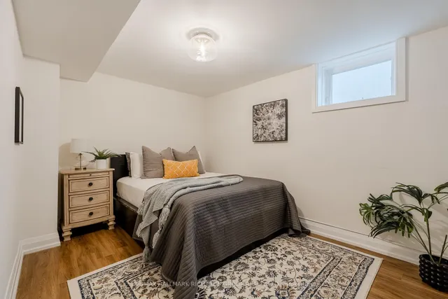 Additional image 19 of 90 Birchmount Rd