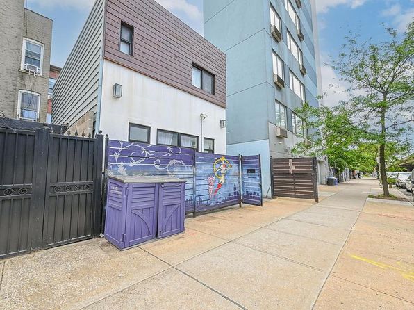 520 Meeker Ave, Brooklyn, NY