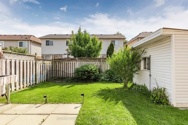 Additional image 31 of 12 Sentimental Way