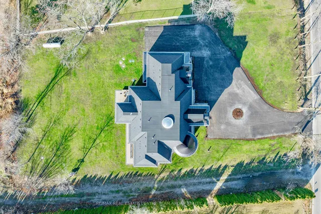 Additional image 49 of 7548 Sixth Line