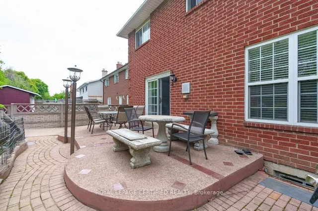 Additional image 40 of 26 Madrid Cres