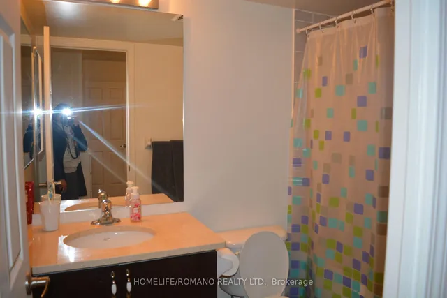 Additional image 5 of 19 Grand Trunk Cres Unit 1202