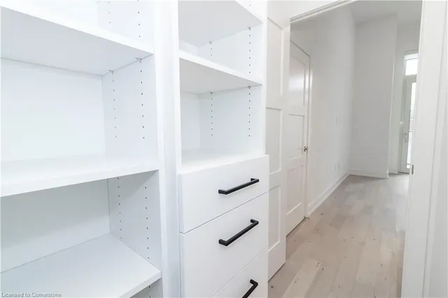 Additional image 34 of 5 Wellington St Unit 102