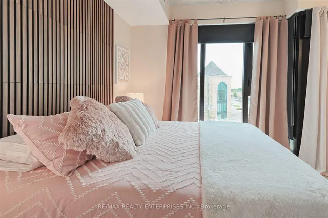 Additional image 17 of 7 Smith Cres Unit 410