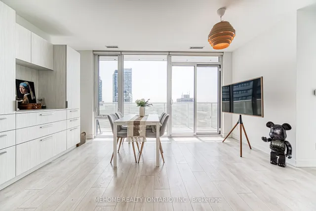 Additional image 17 of 501 Yonge St Unit 2902