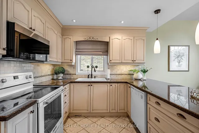 Additional image 16 of 1054 Augustus Dr