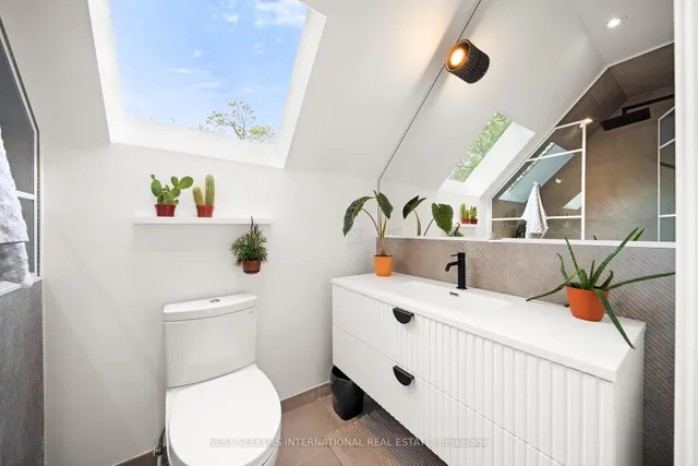 Additional image 32 of 203 Willow Ave