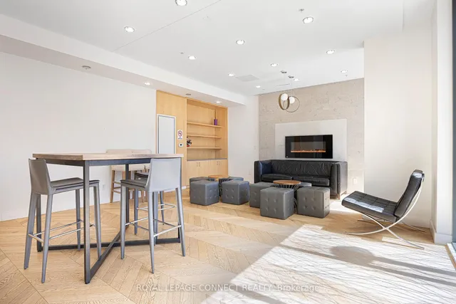 Additional image 34 of 38 Howard Park Ave Unit 150