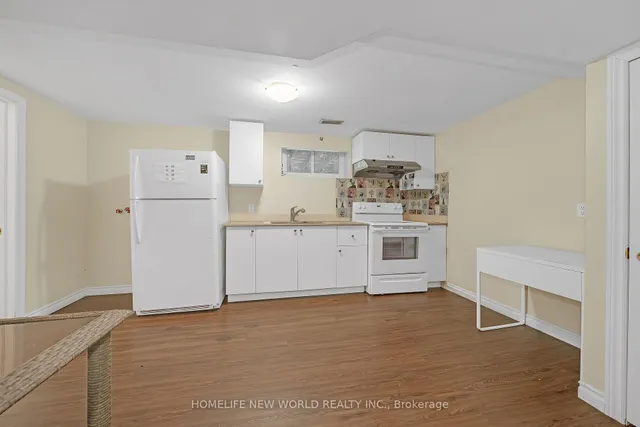 Additional image 33 of 95 Bowman St