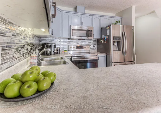 Additional image 9 of 972 Strasburg Rd Unit 4