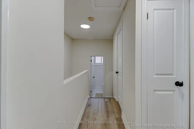 Additional image 19 of 25 Collinsgrove Rd Unit 121