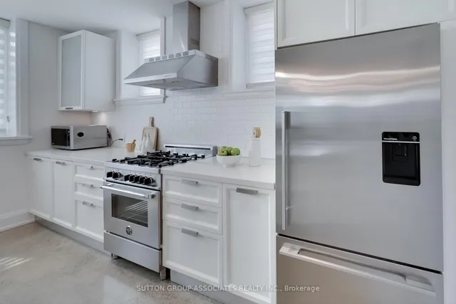 Additional image 12 of 1733 Bathurst St Unit 1A