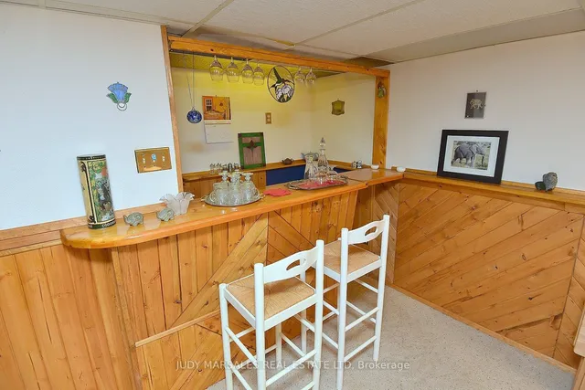 Additional image 38 of 644 Upper Paradise Rd Unit 20