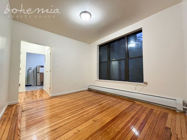 12 Arden St APT 2C, New York, NY 10040
