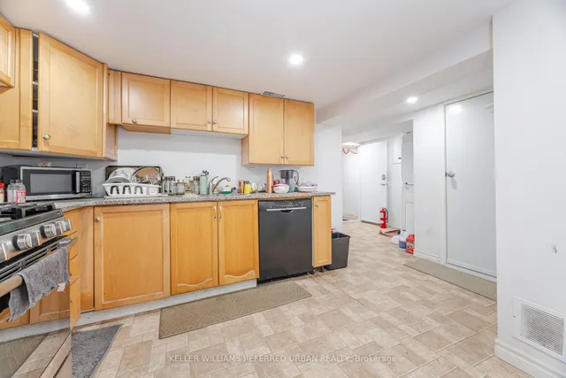 Additional image 30 of 91 Laurel Ave