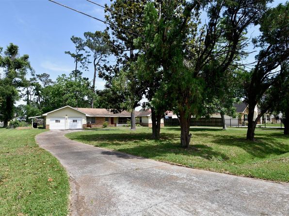5216 Sue Marie Ln, Houston, TX 77091