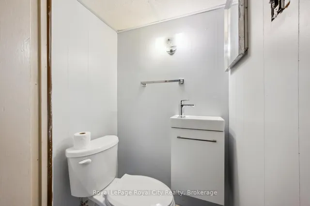 Additional image 17 of 495 Stirling Ave