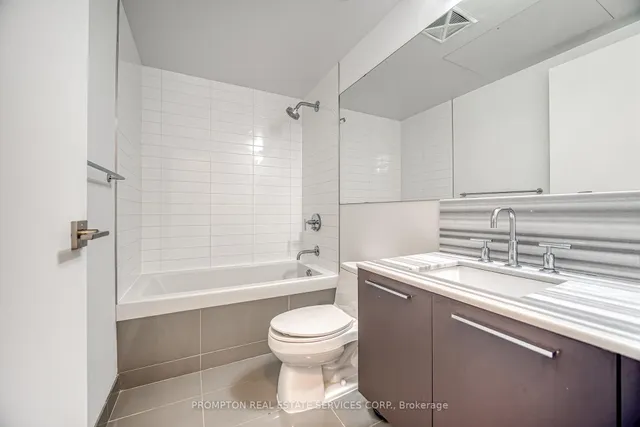 Additional image 21 of 42 Charles St Unit 2105