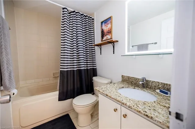 Additional image 18 of 36 James St Unit 1405