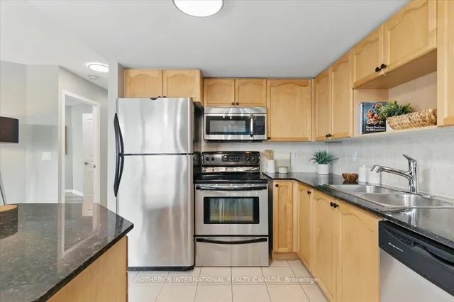 Additional image 15 of 18 yonge St Unit 2903