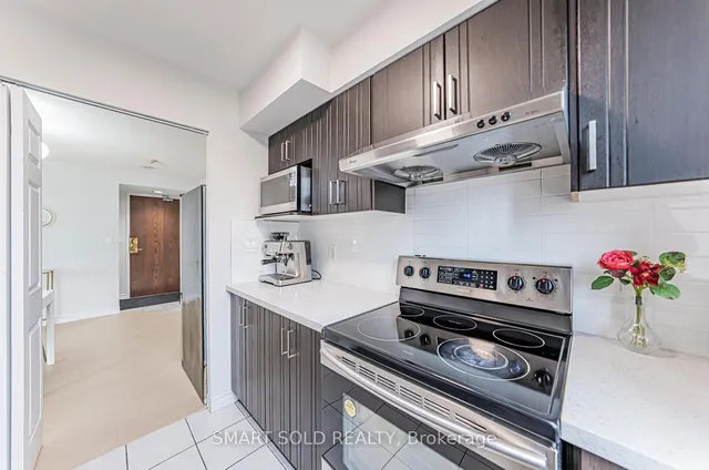 Additional image 20 of 1 Pemberton Ave Unit 1608