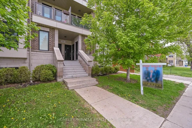 Additional image 3 of 256 ROYAL YORK Rd Unit 114