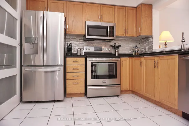 Additional image 12 of 174 Highbury Dr Unit 9