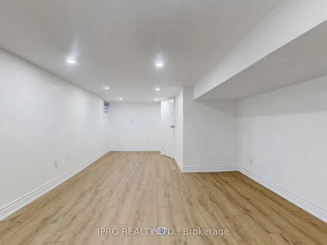 Additional image 26 of 18 Mosley St